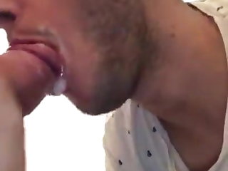 blowing to the cum in mouth (26'')