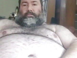 Chubby daddy bear cum Chubby Bear (Gay)